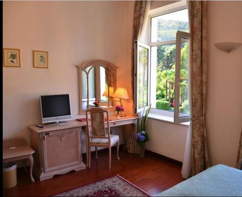 On the Wall: Our fern prints at the Hotel Mozart in Opatija, Croatia - Charting Nature